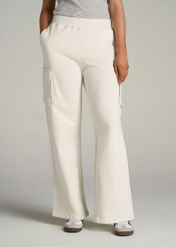 Comfortable Work Pants French Terry Wide Leg Cargo Sweatpants for Tall Women in White Alyssum