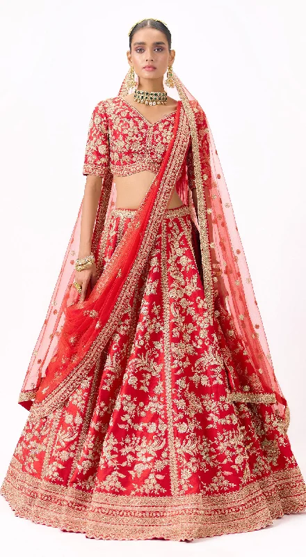 Chic Evening Dresses Red Silk Embroidered Lehenga Set