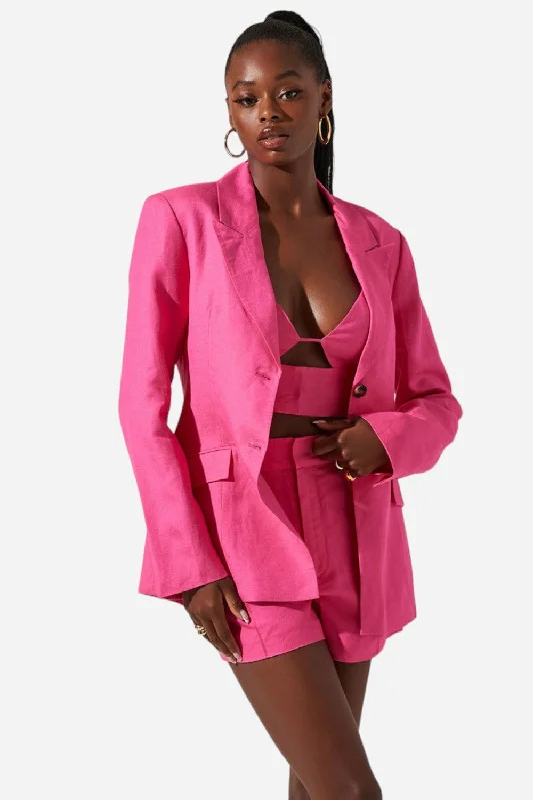 Chic Outerwear For Fall ASTR The Label Ayra Front Button Blazer in Pink