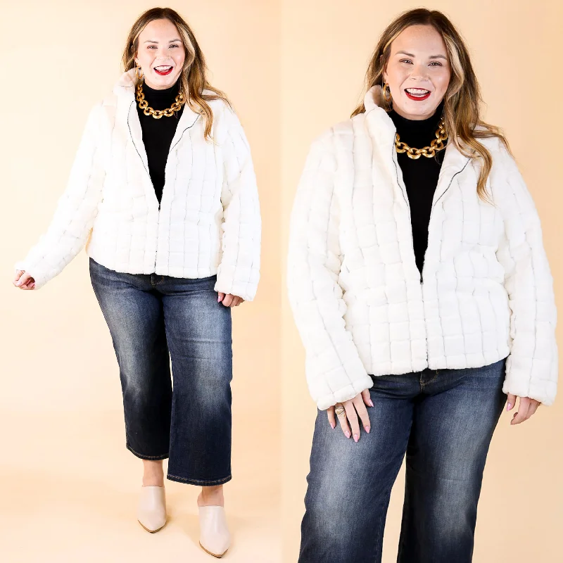 Windbreaker Outerwear For Women At The Top Quilted Faux Fur Jacket in Ivory